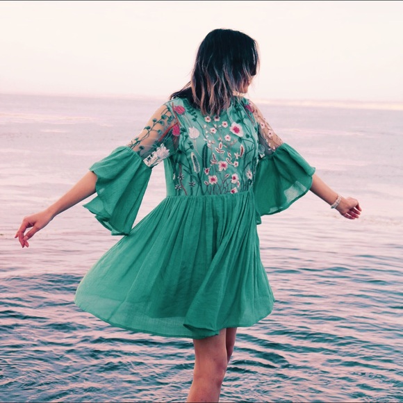 LAST1 🥰⭐️🌿Enchanted Forest Dress In Sage⭐️🌿 - Picture 3 of 8